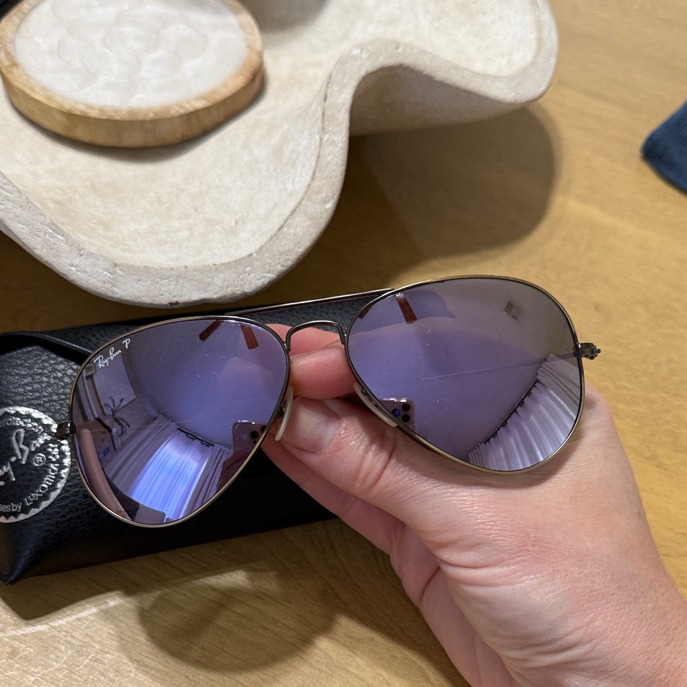Ray-Ban Aviator Sunglasses with Silver Lenses and Black Case - Picture 5 of 5